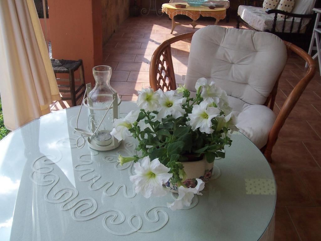 לה זוביה Laurel De La Reina Bed & Breakfast - Boutique מראה חיצוני תמונה