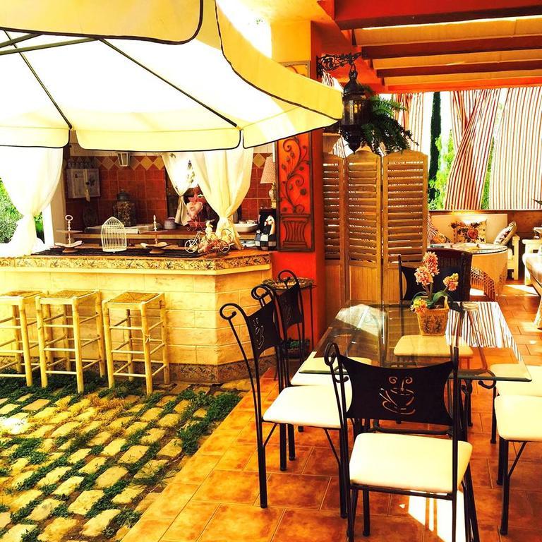 לה זוביה Laurel De La Reina Bed & Breakfast - Boutique מראה חיצוני תמונה
