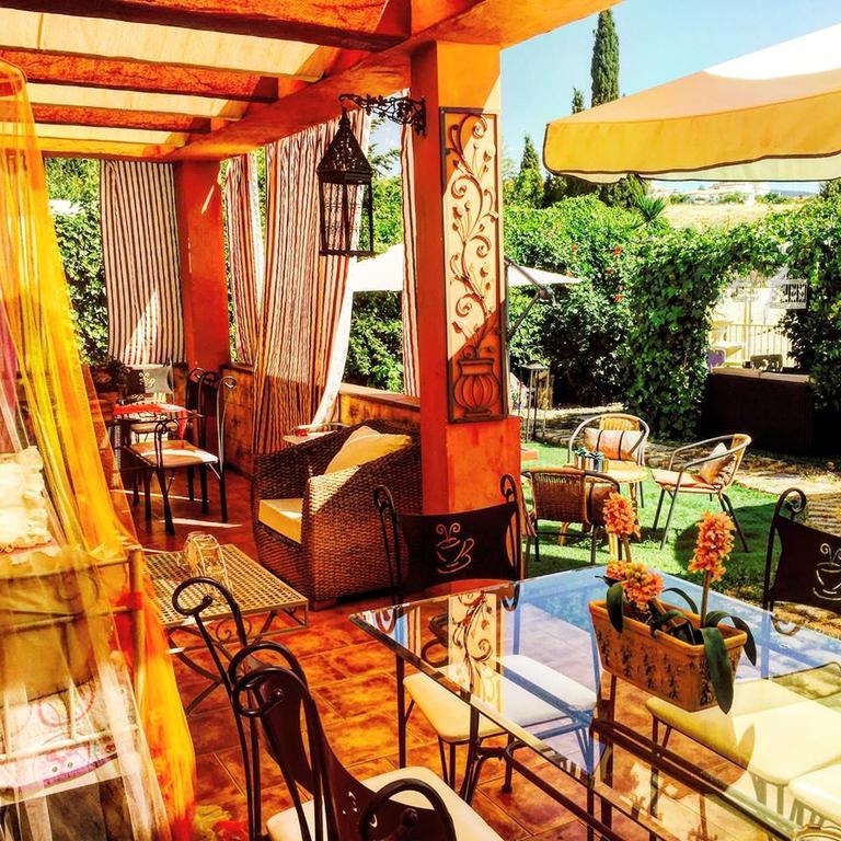 לה זוביה Laurel De La Reina Bed & Breakfast - Boutique מראה חיצוני תמונה