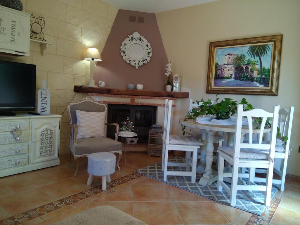 לה זוביה Laurel De La Reina Bed & Breakfast - Boutique מראה חיצוני תמונה